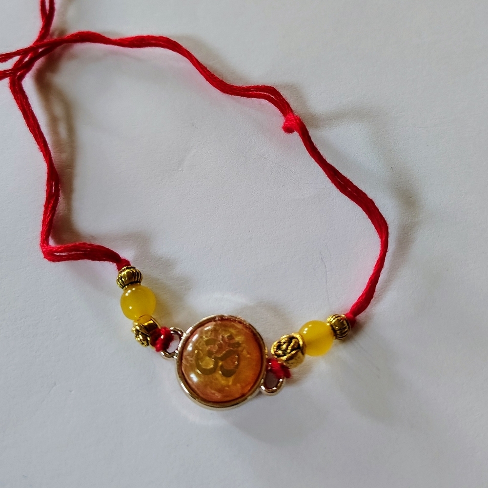 OM Rakhi